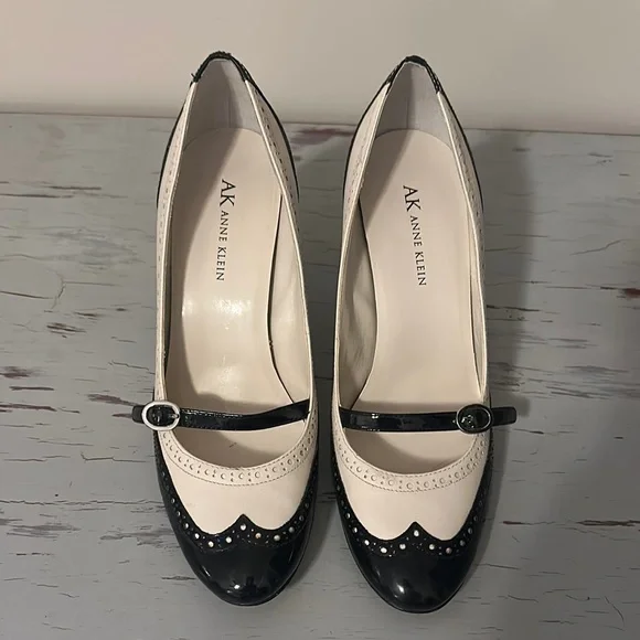 Anne Klein Two-Tone Black and Cream Heels - Picture 2 of 5